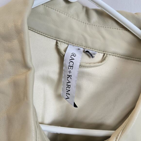 Grace + Karma Vegan Leather Shacket Woman's PLUS 3X Button Front Ivory Jacket - Picture 3 of 5